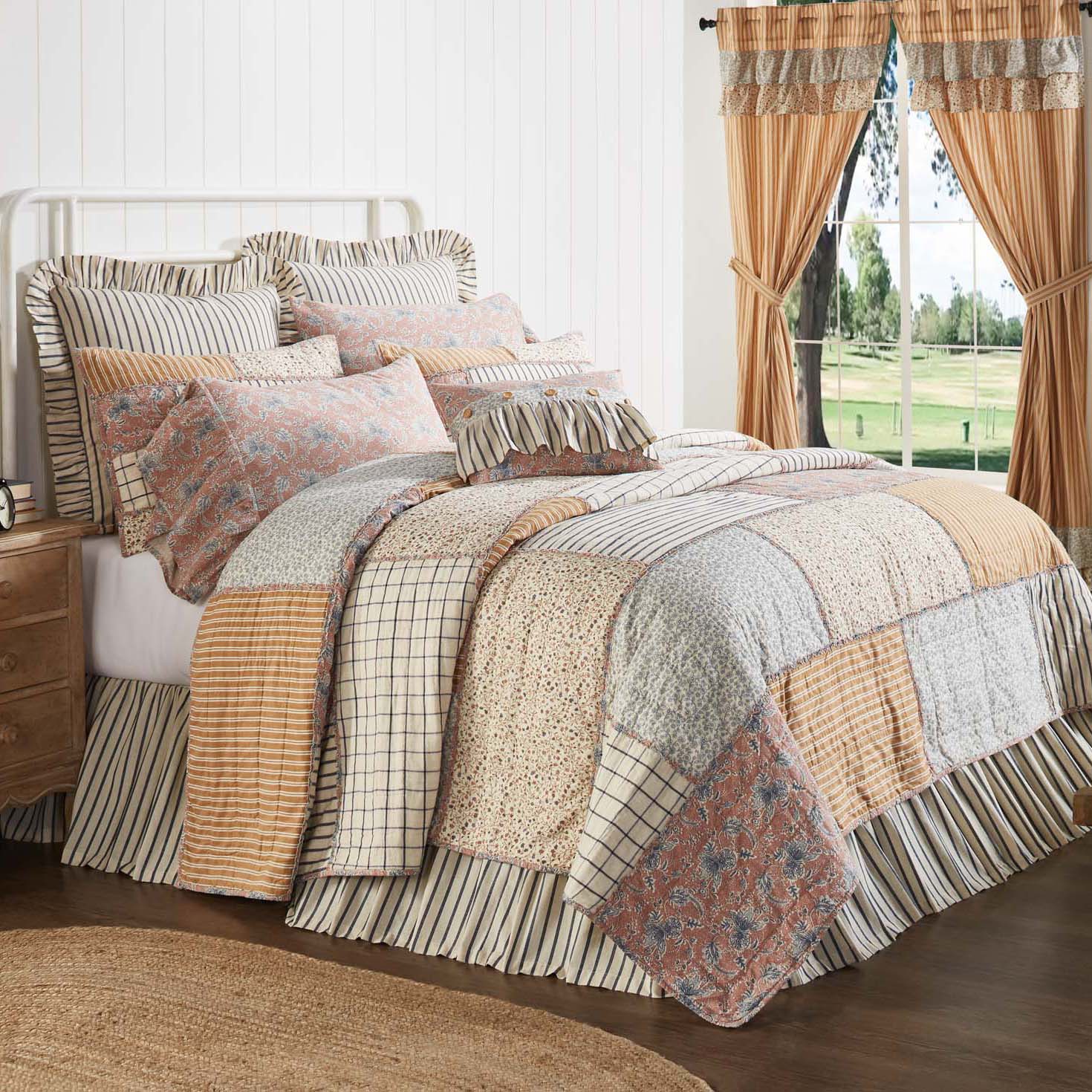 Kaila Luxury King Quilt 120Wx105L